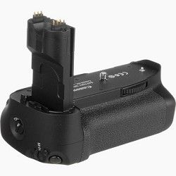 Canon BG E7 Battery Grip for the EOS 7D Digital SLR Camera
