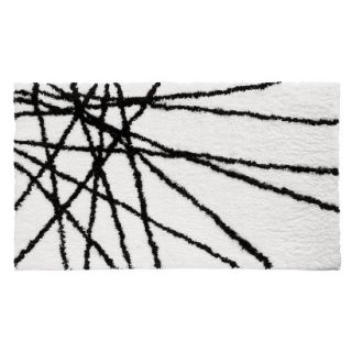 InterDesign Abstract Bath Rug   Black/White (21x34)