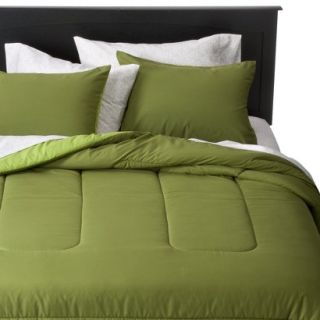 Room Essentials Reversible Solid Comforter   Green (King)