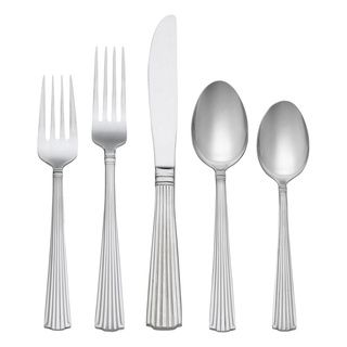 Reed   Barton Fluted Elegance 91 piece Flatware Set