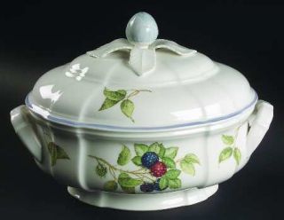 Villeroy & Boch Cottage (Round Shape) Tureen &  Lid, Fine China Dinnerware   Cou