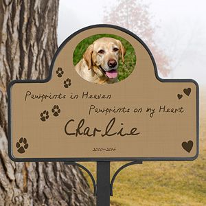 Pet Photo Personalized Memorial Yard Stake Magnet   Pawprints In Heaven