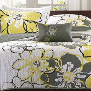 Mizone Mackenzie Yellow/grey Patterned Polyester 4 piece Quilt Set