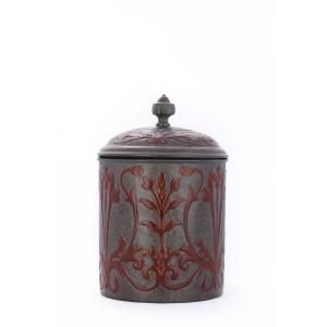 Old Dutch 4 qt. 7 in. x 10.5 in. Art Nouveau Cookie Jar with Fresh Seal Cover 502