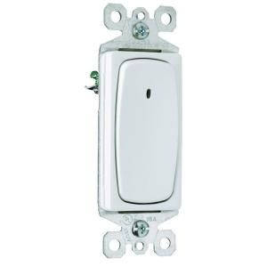 Pass & Seymour Signature 15 Amp 3 Way Rocker Lighted Switch   White DISCONTINUED STM873WSLCC4R