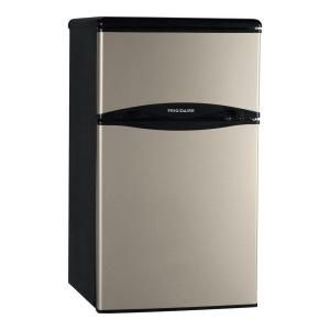 Frigidaire 3.1 cu. ft. Mini Refrigerator in Silver Mist FFPH31M6LM