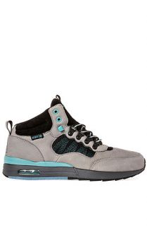 HUF Sneaker HR 1 in Grey & Aqua Grey