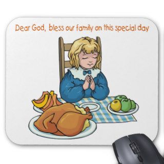 Thanksgiving girl saying prayer mouse pad