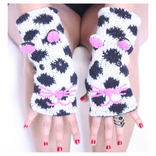 Spotted Cat Wool Arm Warmer (Nepal) Gloves