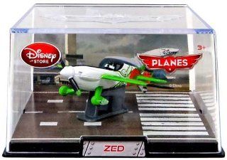 Disney / Pixar PLANES Exclusive 143 Die Cast Plane In Plastic Case Zed Toys & Games