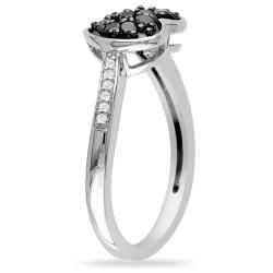 Miadora Sterling Silver 1/4ct TDW Black and White Diamond Heart Ring (G H, I3) Miadora Diamond Rings
