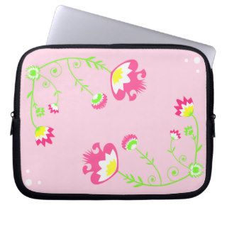 Retro and trendy folk flower in pink computer sleeve