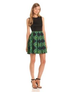 Taylor Dresses Women's Sleeveless Mirror Image Print Dress, Black/Emerald, 6 Missy