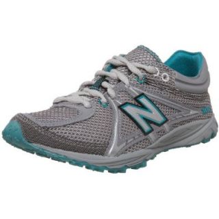 New Balance Women's WT100GG Trail Running Shoe, Grey, 5 B Trail Runners Shoes
