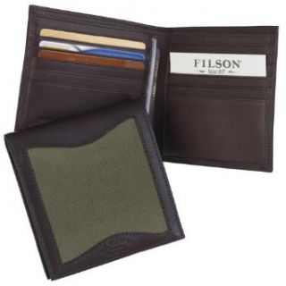 Filson 65209OT Rugged Twill Packer Wallet   Otter Green at  Mens Clothing store
