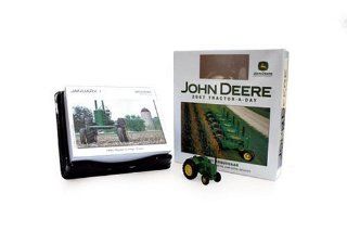 John Deere Tractor A Day 2007 with toy Andy Kraushaar 9780760324783 Books