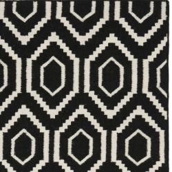 Moroccan Dhurrie Black/Ivory Wool Area Rug (4' x 6') Safavieh 3x5   4x6 Rugs