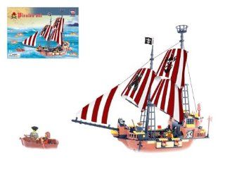 Pirate Ship Brictek Building Block Set   543 Pieces Toys & Games