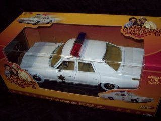 "WHITE LIGHTNING" Rosco Police Patrol 1974 Dodge Monaco Dukes of Hazard Chase Car 1/18 Johnny Lightning 