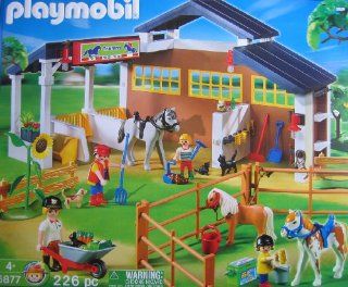 Playmobil Horse Stable Playset w 226 Pieces (2008) Toys & Games