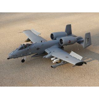 Revell 148 A10 Warthog Toys & Games