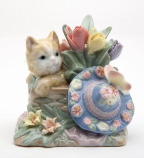 Cosmos 738 83 Fine Porcelain Cat in Floral Basket with Butterfly Figurine, 3 1/2 Inch   Collectible Figurines