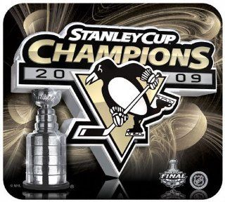 Hunter Pittsburgh Penguins 2009 Stanley Cup Champions Mouse Pad   Pittsburgh Penguins Standard Sports & Outdoors
