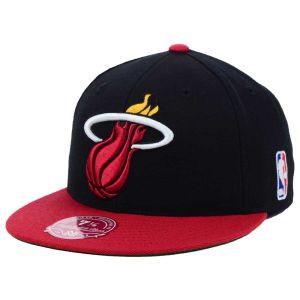 Miami Heat Mitchell and Ness NBA XL Logo 2 Tone Fitted Cap