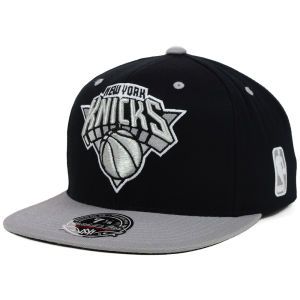 New York Knicks Mitchell and Ness NBA Black Gray Fitted Cap
