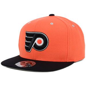 Philadelphia Flyers Mitchell and Ness NHL 2Tone High Crown Fitted Cap