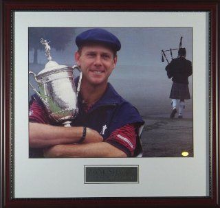 Payne Stewart "Bag Piper" Tribute Framed Golf Phot  Sports Related Collectibles  Sports & Outdoors