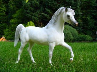 Breyer #983 Equus Arabian Race Horse Toys & Games