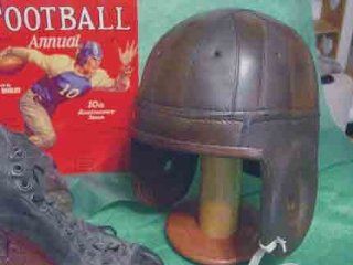 Texas A&M/USC Bulls Neck Leather Football Helmet (1920 1930s)  Sports Related Collectible Full Sized Helmets  Sports & Outdoors
