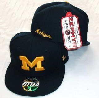 University of Michigan Wolverines Navy Fitted Flat Brim Hat / Cap 8  Sports Fan Baseball Caps  Sports & Outdoors