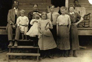 1911 child labor photo Dependent (able bodied) Parents. Smith Family, West Po a6  