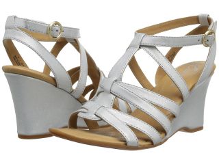 Born Yulia   Crown Collection Womens Wedge Shoes (White)