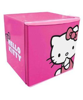 Hello Kitty Compact Refrigerator   Pink (1.8 CuFt) Appliances