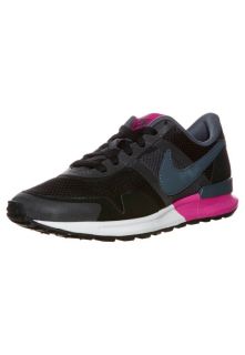 Nike Sportswear   AIR PEGASUS 83   Trainers   black