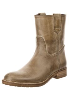 Hip   Boots   beige