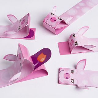 pig puppet bookmark by bookbeasts