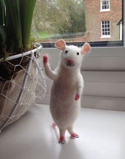 birthday mouse felt decoration by little patch