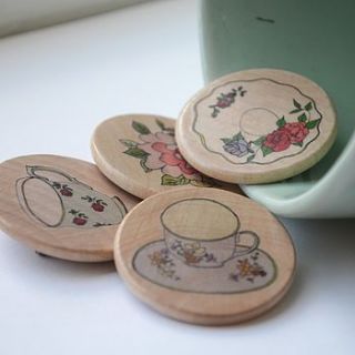 vintage style illustrated birch wood brooch by hannah stevens