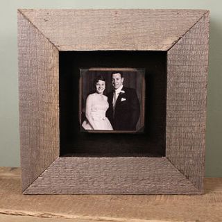 reclaimed wooden photobox frame by möa design