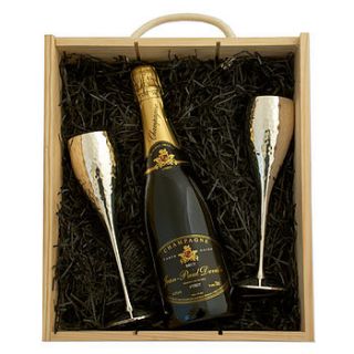 champagne and flutes by whisk hampers