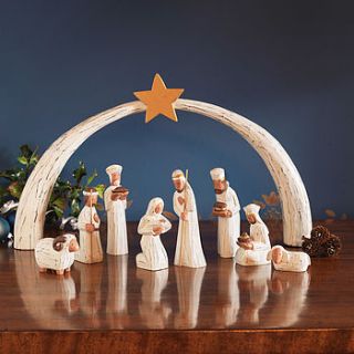 holy family nativity set by traidcraft