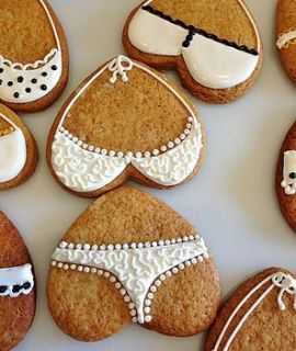 10 gingerbread valentine underwear cookies by the little lancashire smallholding