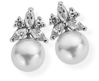 vintage pearl drop earrings by vintage styler