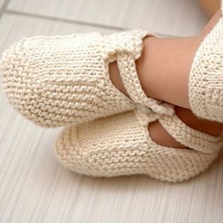 handmade organic cotton baby booties by stella james
