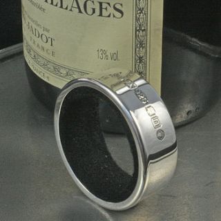 personalised silver bottle collar by hersey silversmiths