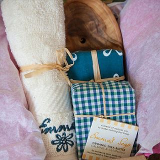 organic shea butter bars and soap dish box by emma's soap